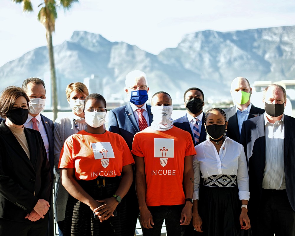 Group photo of the InCube launch | From left to right: Jacquelene Friedenthal, Science Counselor, Embassy of Switzerland to South Africa;  Markus Thür, Consul General of Switzerland in Cape Town; Véronique Haller, Deputy Head of Mission at the Embassy; Jada Adache, InCube participant;  Alan Winde, Premier of the Western Cape Province; Lebohang Neo, InCube participant; Akhona Damane, Forum Chair of the South African Blockchain Alliance SANBA;  Mamokghethi Phakeng, Vice Chancellor of the University of Cape Town; Co-Pierre Georg Associate Professor, University of Cape Town; Ian Neilson, Deputy Mayor of the City of Cape Town