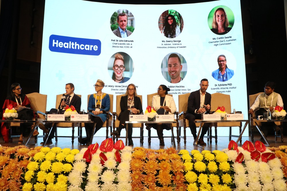 Prof Mary-Anne Hartley, EPFL presented Swiss best practice in Healthcare session at the International S&T Clusters conference. Photo credits – Office of Principal Scientific Advisor to the Government of India