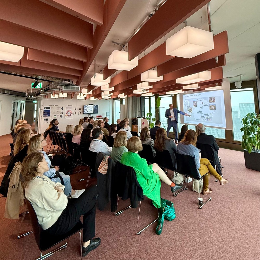 Attache Visit: Group attending presentations at the ETH AI Centre (Copyright: Rahel Byland)