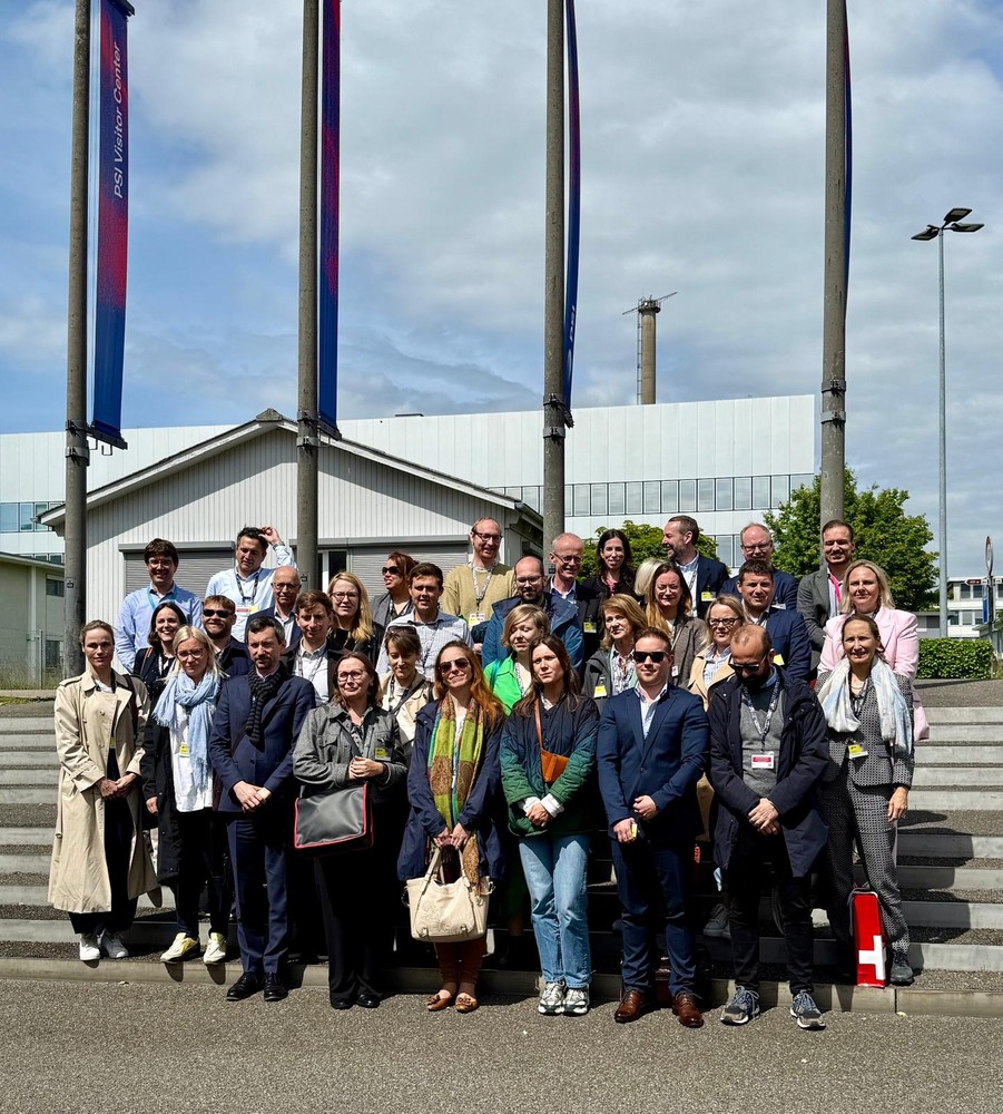 Attache Visit: Group picture at PSI (Copyright: Rahel Byland)