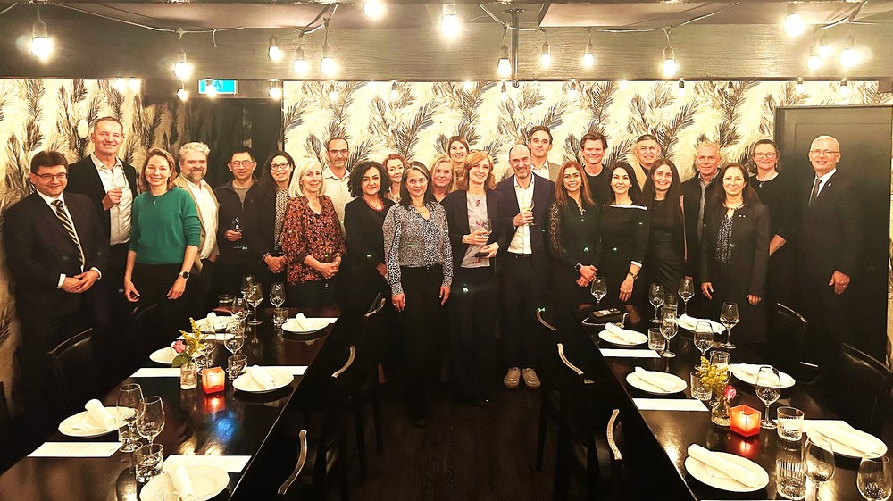 A high-level dinner with representatives from academia, government and industry was held on the eve of the Innovation Symposium