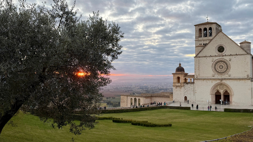 Basilica of San Francesco in Assisi© DFAE